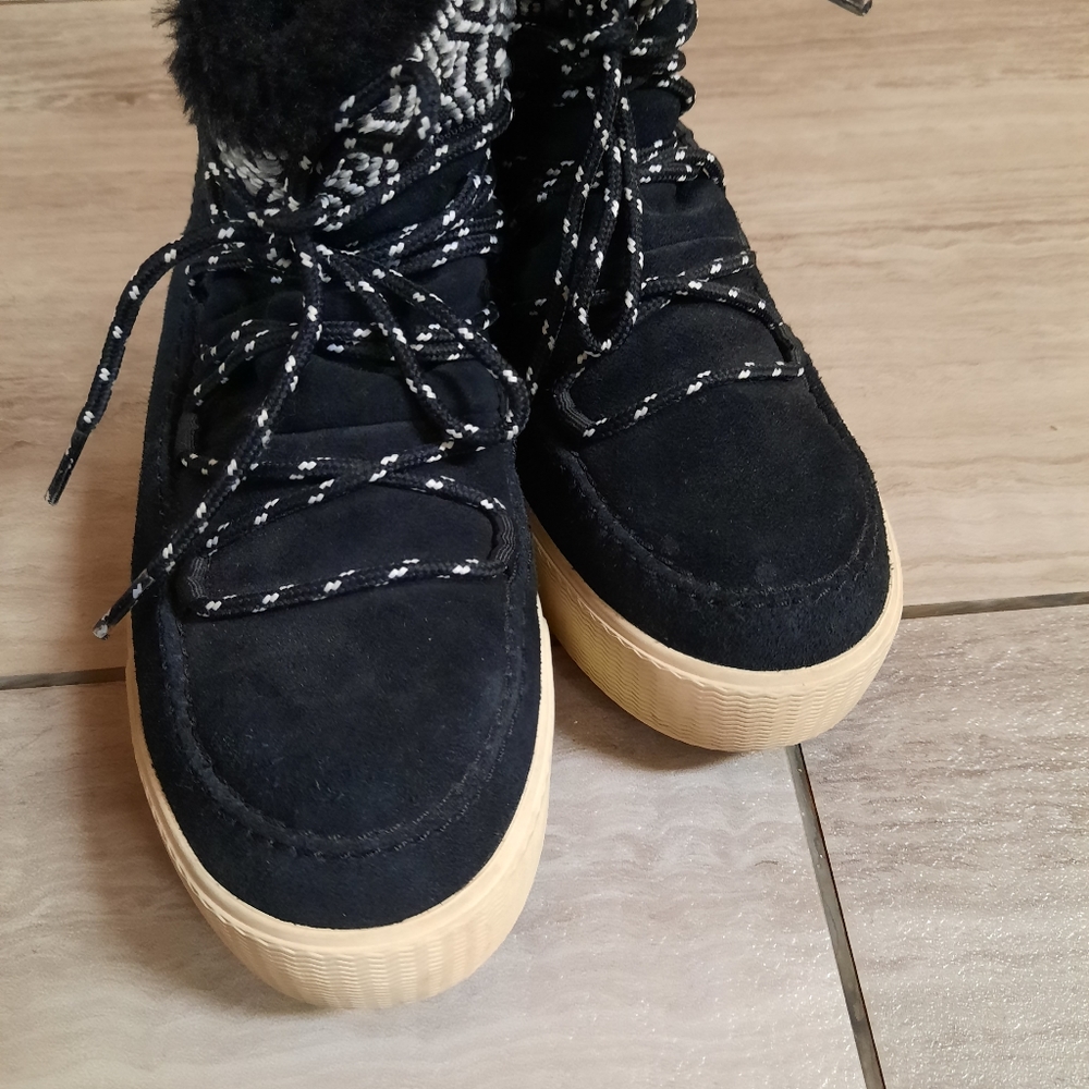 Toms booties - Picture 7 of 7